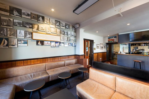 Customs House Hotel - Northern Rivers Accommodation 1