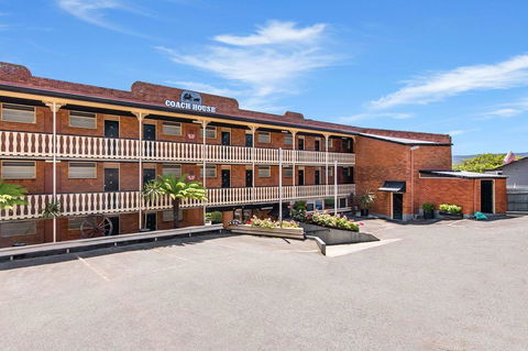 Coach House Launceston - Northern Rivers Accommodation 29