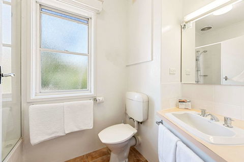 Coach House Launceston - Northern Rivers Accommodation 21