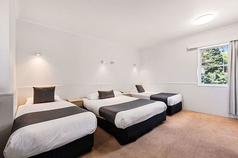Coach House Launceston - Northern Rivers Accommodation 14