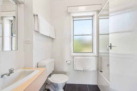 Coach House Launceston - Northern Rivers Accommodation 25