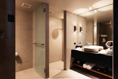MACq 01 Hotel - Northern Rivers Accommodation 2