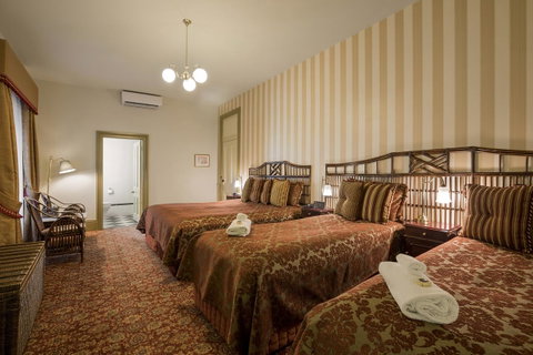 Hadley\'s Orient Hotel - Northern Rivers Accommodation 20