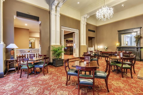 Hadley\'s Orient Hotel - Northern Rivers Accommodation 10