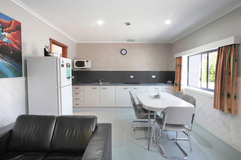 Georges Bay Apartments - Northern Rivers Accommodation 38