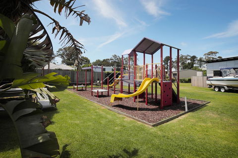 Georges Bay Apartments - Northern Rivers Accommodation 42