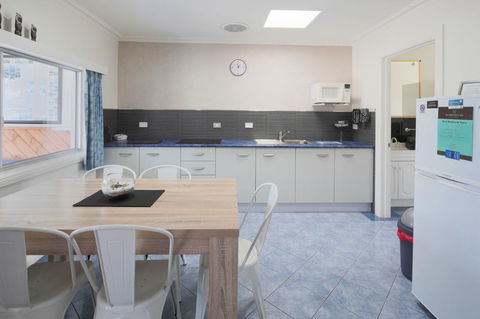 Georges Bay Apartments - Northern Rivers Accommodation 36