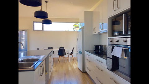 Couples Getaway On Bruny Island - Northern Rivers Accommodation 6