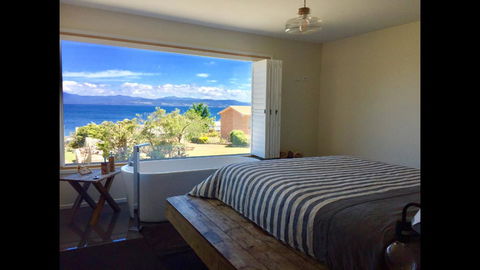 Couples Getaway On Bruny Island - Northern Rivers Accommodation 25
