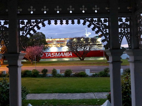 Riverbank Villa - Northern Rivers Accommodation 0