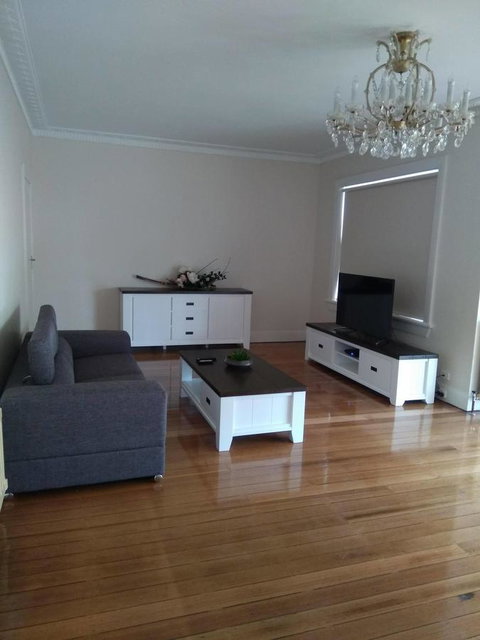 Riverbank Villa - Northern Rivers Accommodation 21