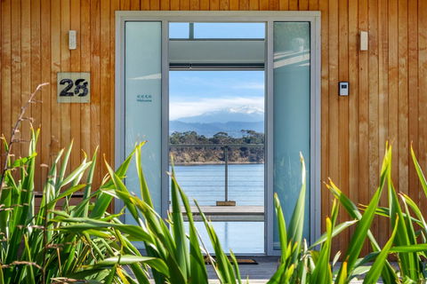 Sunset Bay Escape - Northern Rivers Accommodation 30