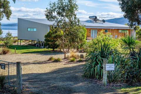 Sunset Bay Escape - Northern Rivers Accommodation 5