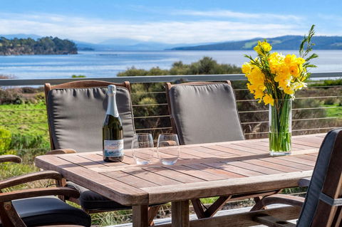 Sunset Bay Escape - Northern Rivers Accommodation 26
