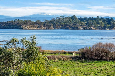Sunset Bay Escape - Northern Rivers Accommodation 6