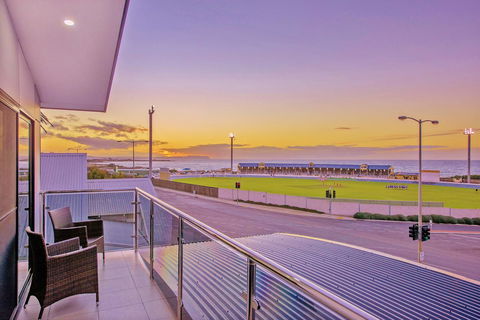 Burnie By The Bay Apartments - Northern Rivers Accommodation 4