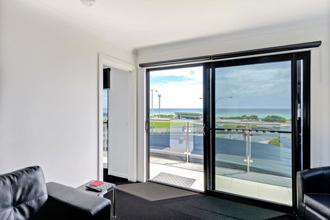 Burnie By The Bay Apartments - Northern Rivers Accommodation 5