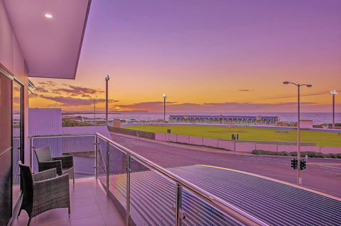 Burnie By The Bay Apartments - Northern Rivers Accommodation 12