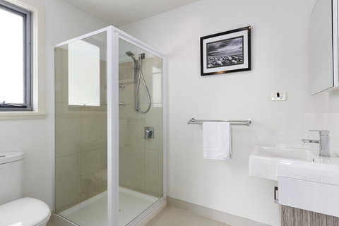 170 Hazards View Drive - Unit 2 - Northern Rivers Accommodation 9