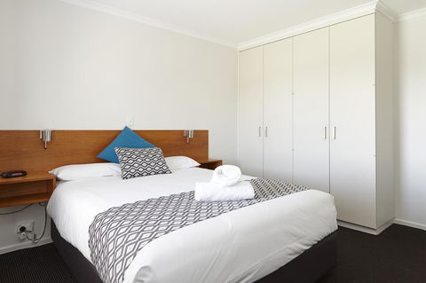 Elphin Serviced Apartments - Northern Rivers Accommodation 25