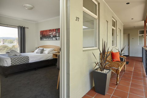 Elphin Serviced Apartments - Northern Rivers Accommodation 35