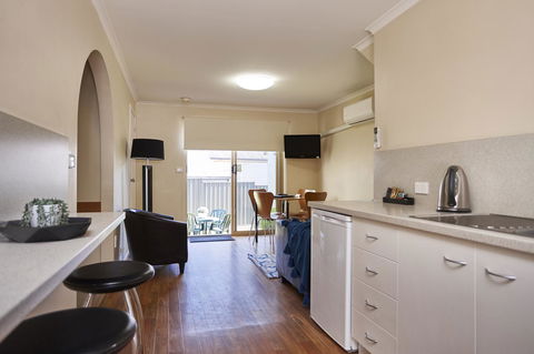 Elphin Serviced Apartments - Northern Rivers Accommodation 30