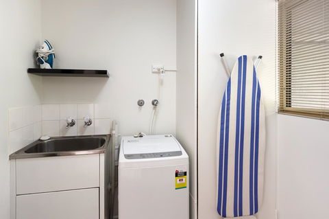 Elphin Serviced Apartments - Northern Rivers Accommodation 28