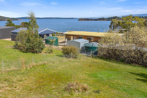 Omaroo Cottage Bruny Island - Northern Rivers Accommodation 13