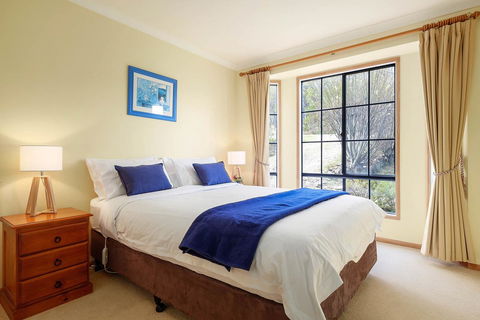 Omaroo Cottage Bruny Island - Northern Rivers Accommodation 9
