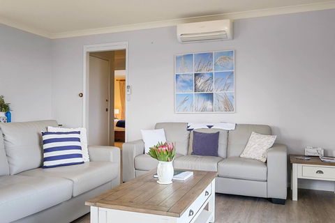 Omaroo Cottage Bruny Island - Northern Rivers Accommodation 4