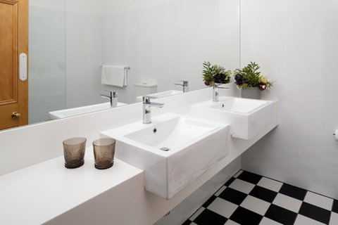 Rydges Hobart - Northern Rivers Accommodation 15