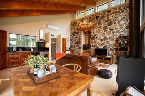 Adventure Bay Retreat Bruny Island - Northern Rivers Accommodation 22