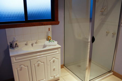 Mermaids Of Bicheno - Northern Rivers Accommodation 14