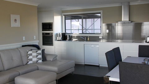 SEA EAGLE COTTAGE Amazing Views Of Bay Of Fires - Northern Rivers Accommodation 23