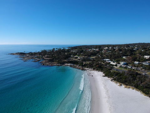 SEA EAGLE COTTAGE Amazing Views Of Bay Of Fires - Northern Rivers Accommodation 13