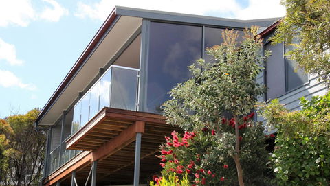 SEA EAGLE COTTAGE Amazing Views Of Bay Of Fires - Northern Rivers Accommodation 11