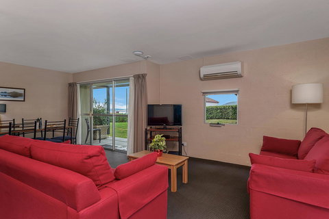 Bay View Villas - Northern Rivers Accommodation 7