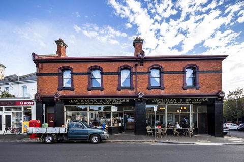 Lenna Of Hobart - Northern Rivers Accommodation 15