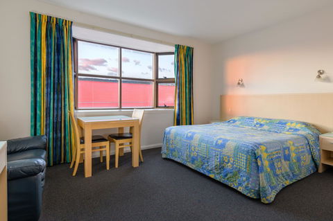 Mayfair Plaza Motel And Apartments - Northern Rivers Accommodation 11