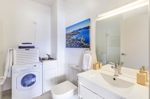Bellerive Marina View Apartments NO 27 - Northern Rivers Accommodation 10