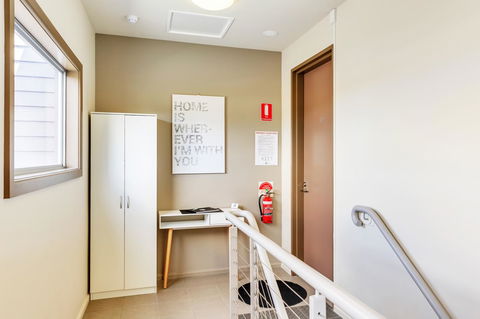 Bellerive Marina View Apartments NO 27 - Northern Rivers Accommodation 18