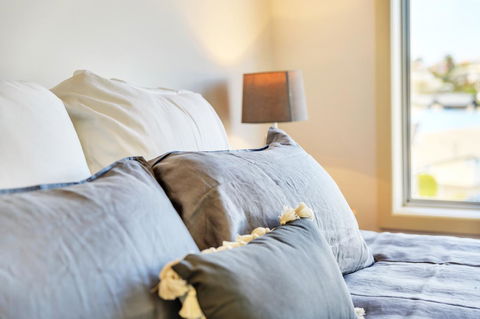 Bellerive Marina View Apartments NO 27 - Northern Rivers Accommodation 6