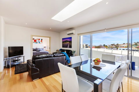 Bellerive Marina View Apartments NO 27 - Northern Rivers Accommodation 2