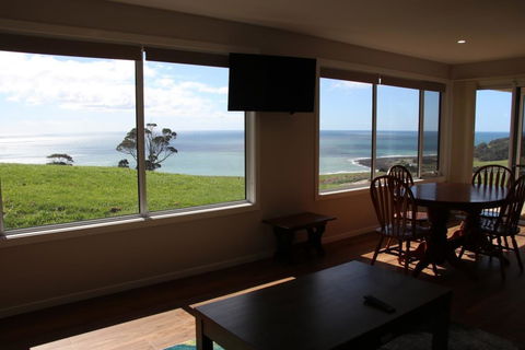 Penguin Seaside Farm - Northern Rivers Accommodation 0