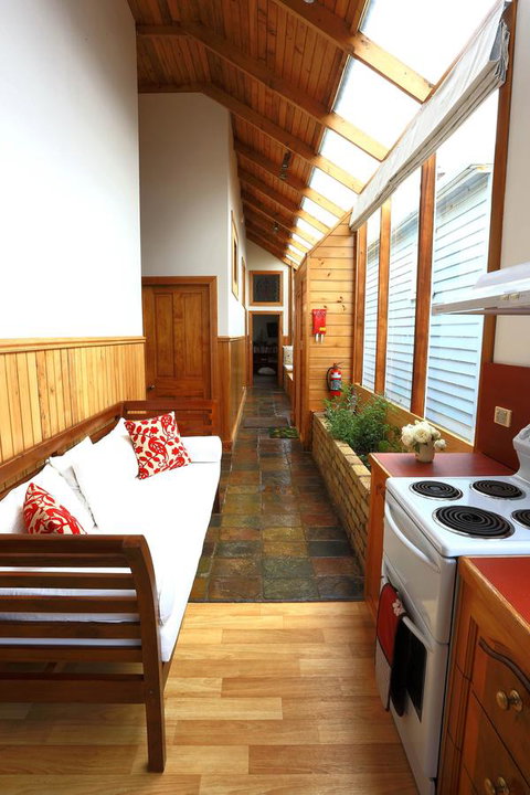 @ The Beach & Not Quite @ The Beach Holiday Cottages - Stanley - Northern Rivers Accommodation 11