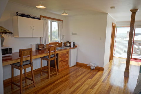 @ The Beach & Not Quite @ The Beach Holiday Cottages - Stanley - Northern Rivers Accommodation 4
