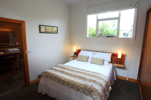 @ The Beach & Not Quite @ The Beach Holiday Cottages - Stanley - Northern Rivers Accommodation 12