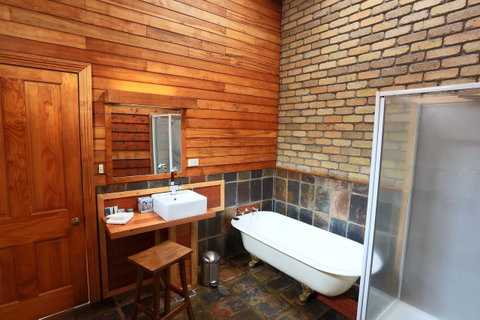 @ The Beach & Not Quite @ The Beach Holiday Cottages - Stanley - Northern Rivers Accommodation 15
