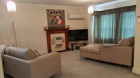 City Townhouse Walking Distance To City - Northern Rivers Accommodation 5