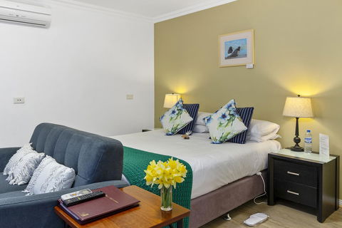 Oyster Cove Chalet - Northern Rivers Accommodation 4